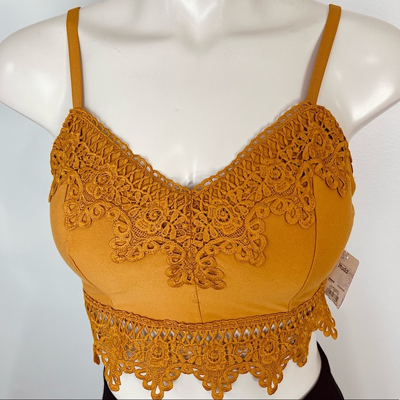 Mudd Tops - MUDD boho CROCHET corset knit blouse CROPPED TANK lace V-NECK mustard yellow  M